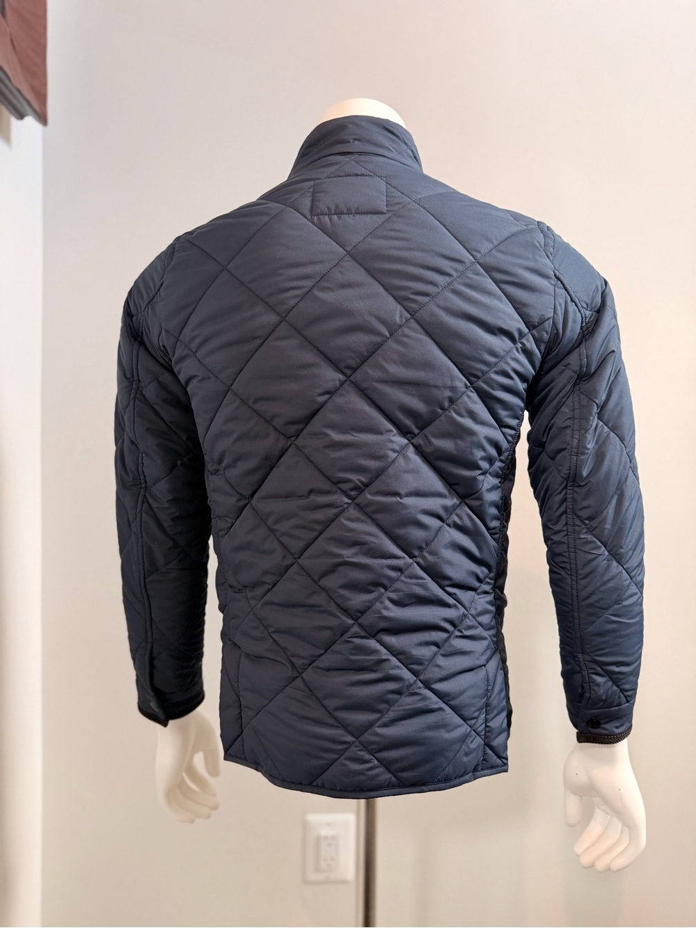 Men's J. Crew Lightweight Quilted Navy Jacket - Picture 2 of 7